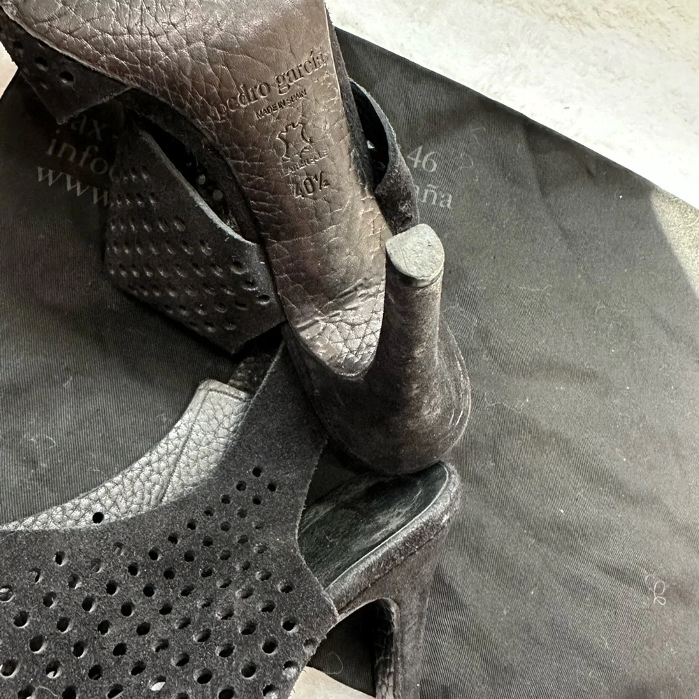 Pedro Garcia Samara Laser cut Sandals